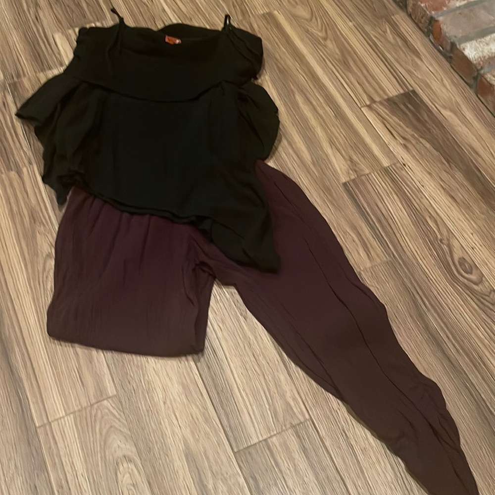 Ladies 2 piece outfit